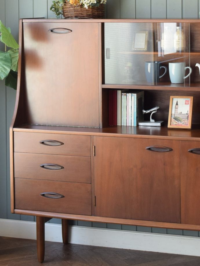 ビンテージキャビネットの扉