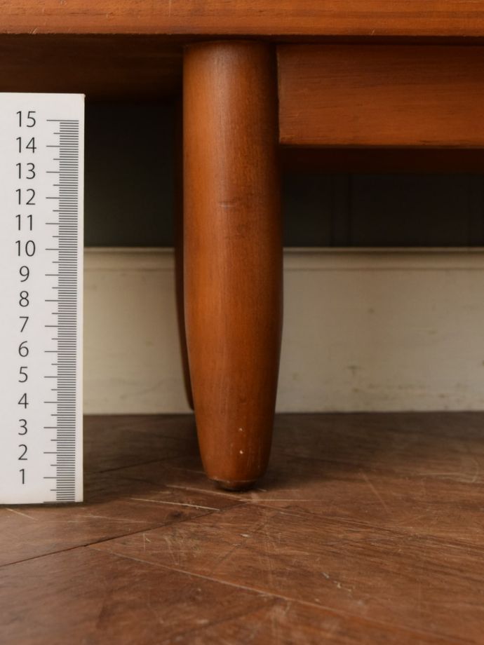 ビンテージ家具の脚