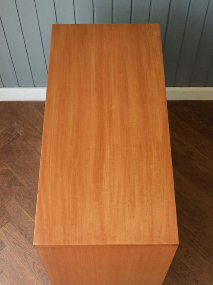 G-planのビンテージ家具の天板