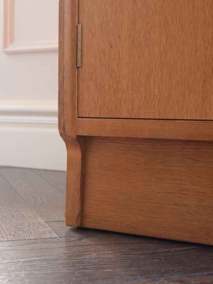 ビンテージ家具の脚