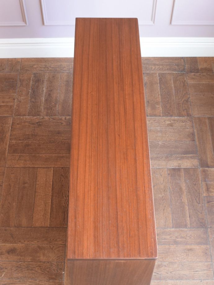 北欧キャビネットの天板