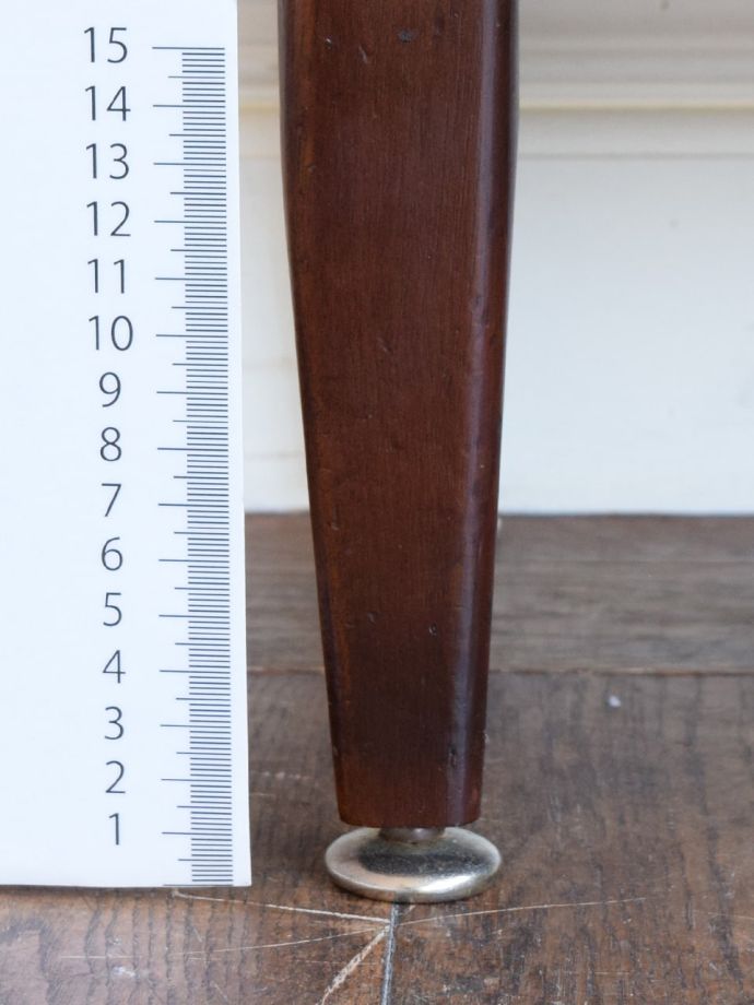 ビンテージ家具の脚