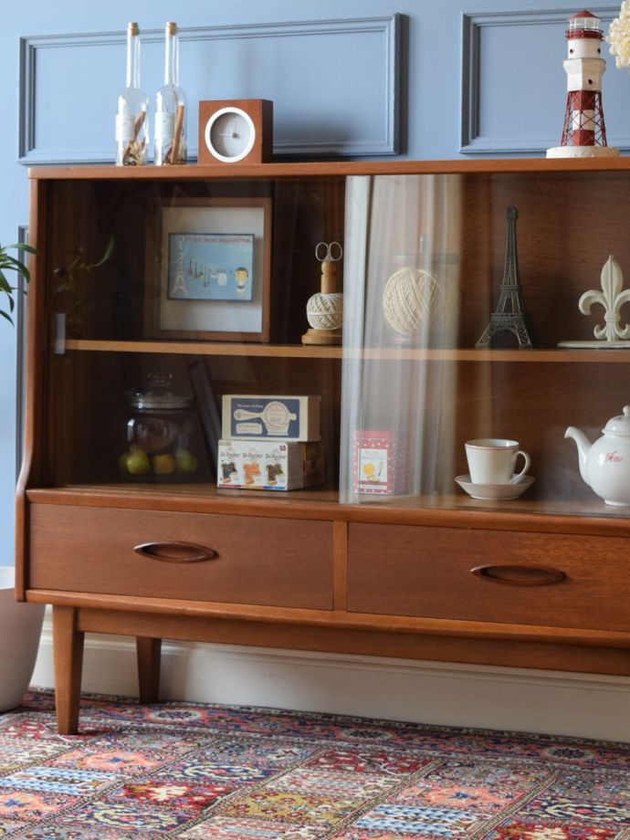 ビンテージキャビネットの扉