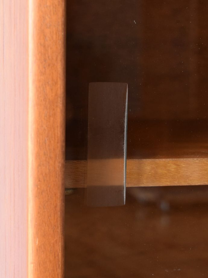 ガラス扉の取っ手