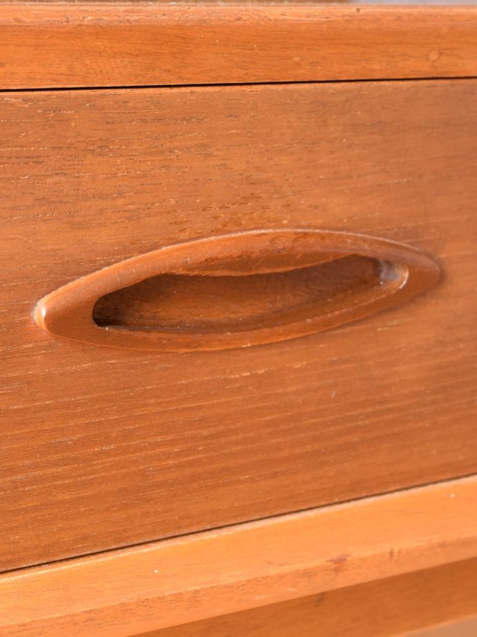 ビンテージキャビネットの取っ手