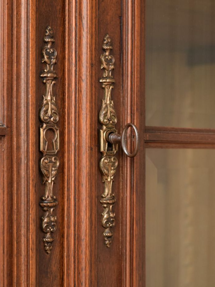 ビンテージキャビネットの取っ手