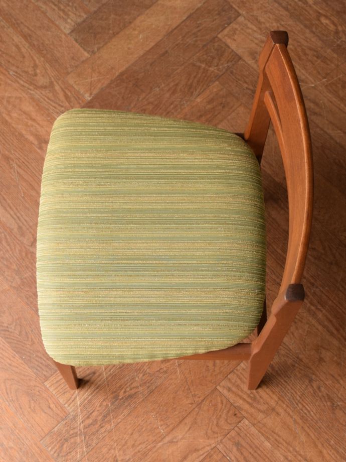 ビンテージチェアの座面