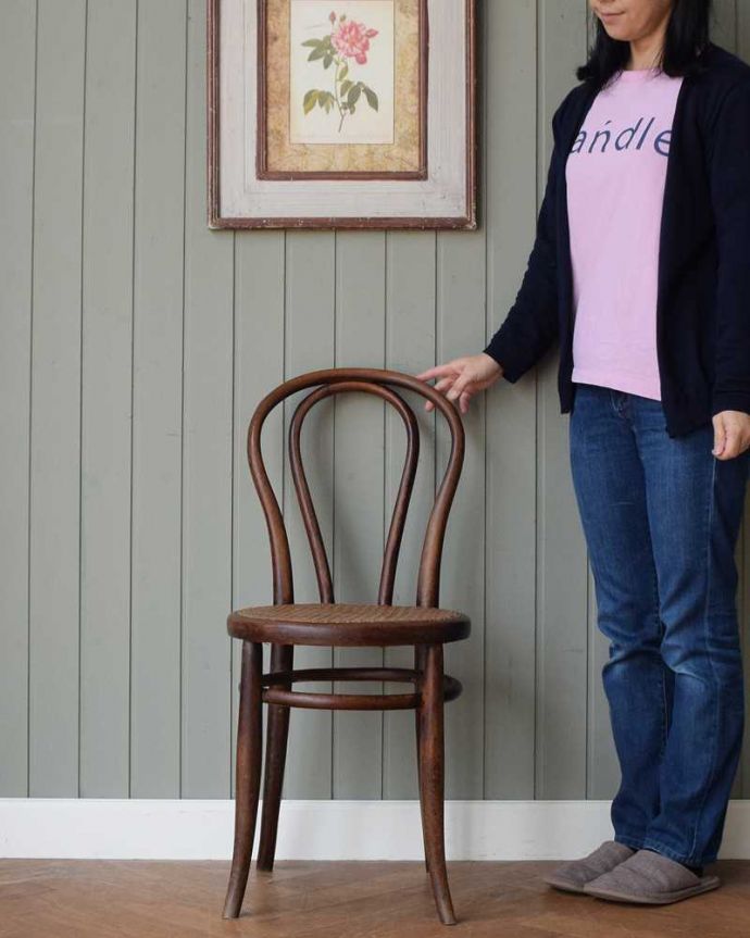 編み座になったダブルループのアンティークベントウッドチェア（トー