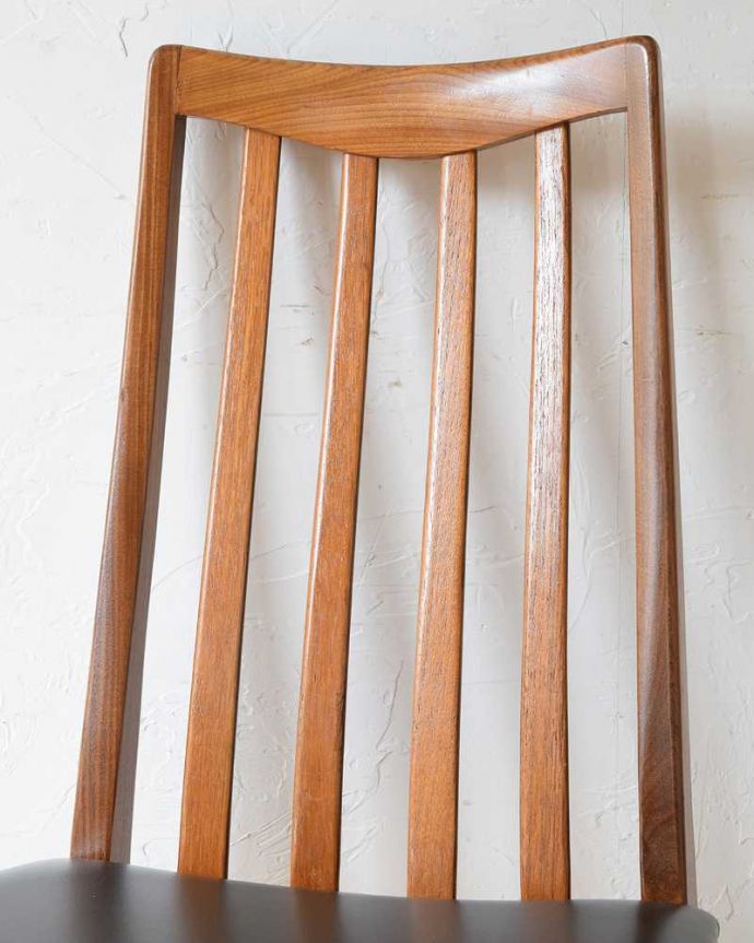 G-PLAN(Gプラン) アンティーク チェア 北欧スタイルにピッタリなヴィンテージチェア、フレスコのハイバックチェア(G-plan)。後からキュッと支えてくれる背もたれシンプルでスッキリとまとめられたヴィンテージチェア。(x-490-c)