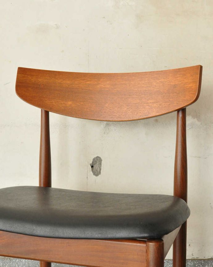 G-PLAN(Gプラン) アンティーク チェア カッコイイ北欧のヴィンテージ椅子、G-planダニッシュのチェア(danish)。後からキュッと支えてくれる背もたれシンプルでスッキリとまとめられたヴィンテージチェア。(x-496-c)