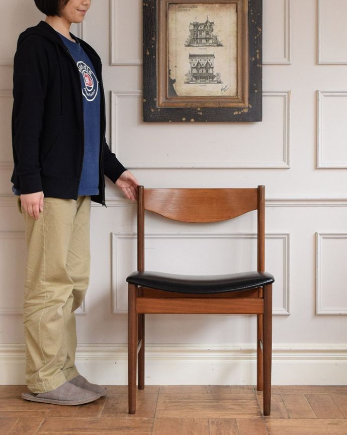 G-PLAN(Gプラン)　アンティーク チェア　ダニッシュチェアー G-plan danish Jpanel back chair。スッキリとカッコいい北欧スタイルの椅子ミッドセンチュリーに作られた北欧デザインの椅子は新しさと懐かしさ、両方を感じさせてくれます。(x-503-c)