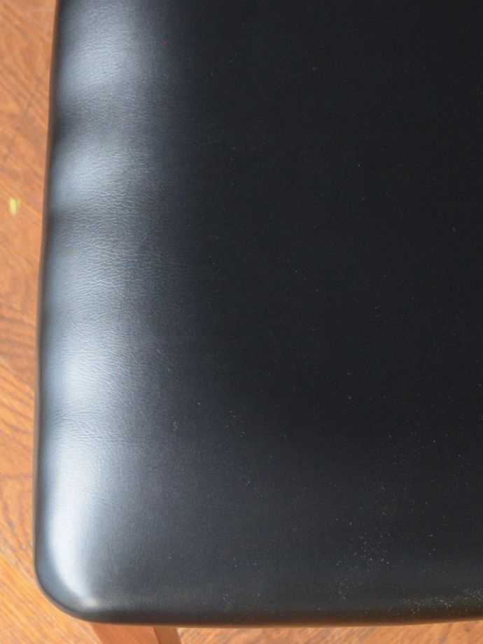 G-PLANの椅子の座面