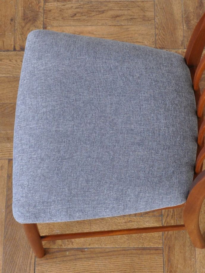 ビンテージチェアの座面