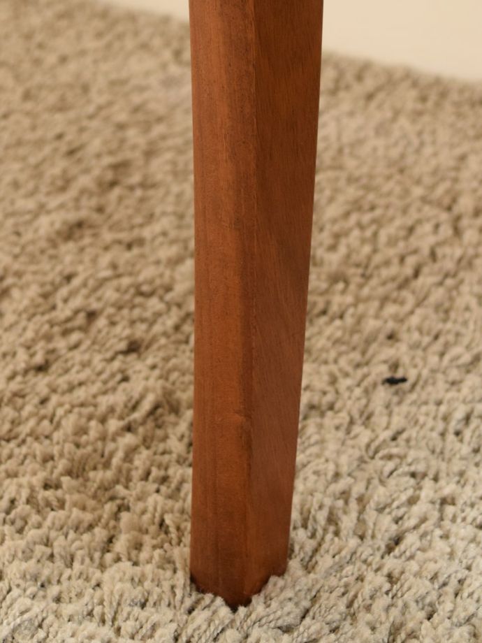 アンティーク椅子の脚