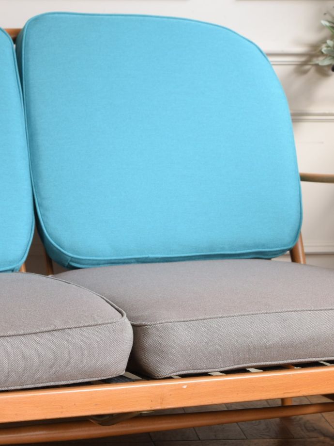 アーコールソファの背もたれ