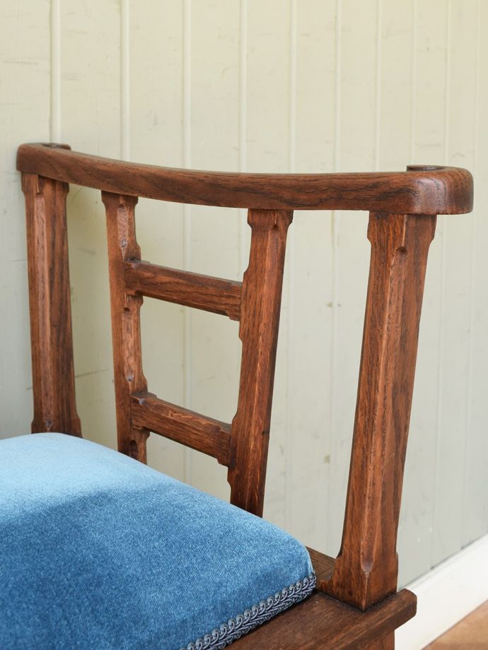 アンティークチェアのアーム