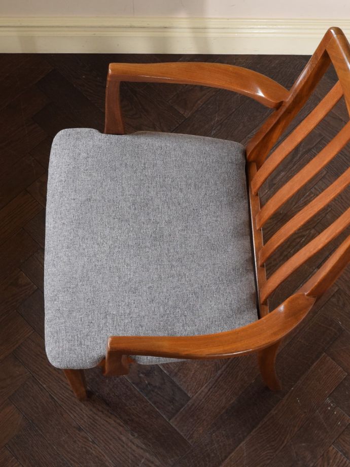 ビンテージチェアの座面