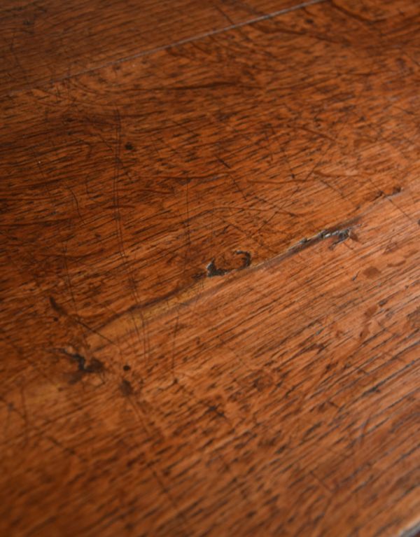 アンティークのキャビネット アンティーク家具 フランスのアンティーク家具、お洒落な木製のショップカウンター(レジ台)。アンティークならではの深みがある茶色です。(x-653-f)