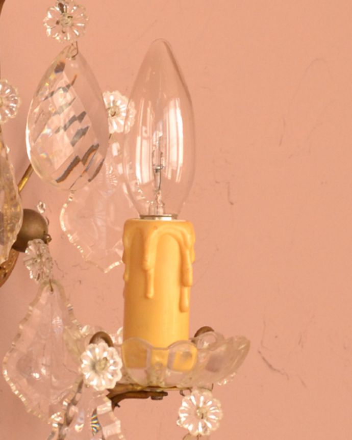 壁付けブラケット　照明・ライティング　フランスアンティークの壁付けシャンデリア（Ｅ17シャンデリア球付）。。(x-667-z)