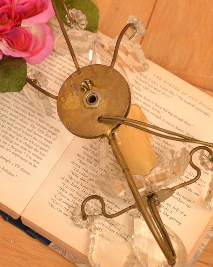 壁付けブラケット　照明・ライティング　フランスアンティークの壁付けシャンデリア（Ｅ17シャンデリア球付）。。(x-667-z)