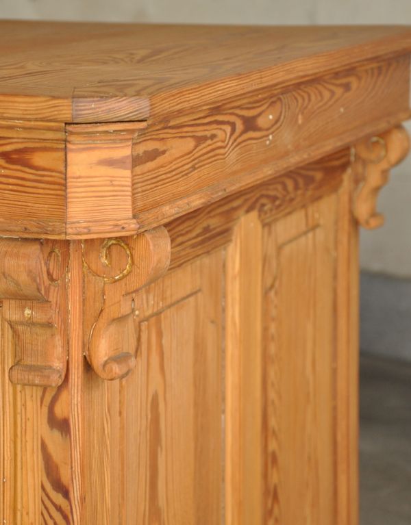 アンティークのキャビネット アンティーク家具 フランスアンティーク家具(什器)、キレイな小さなショップカウンター。美しい彫にうっとり。(x-733-f)