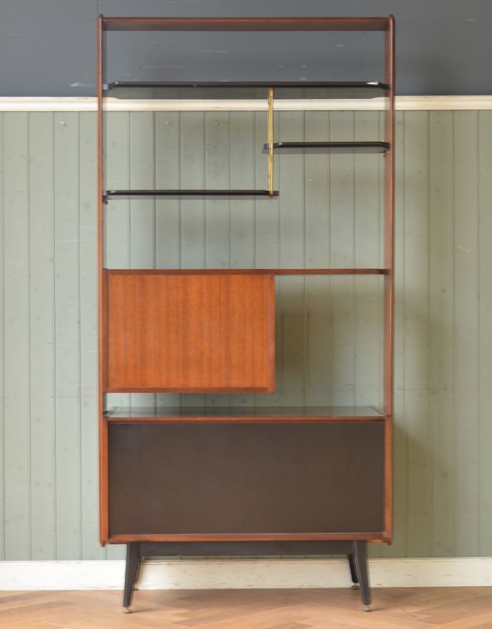 G-PLAN(Gプラン) アンティーク家具 本棚や飾り棚に使えるヴィンテージ家具、チーク材のディバイダー(G-plan)。きちんとメンテナンスしてあるので、裏側もキレイです。(x-763-f)