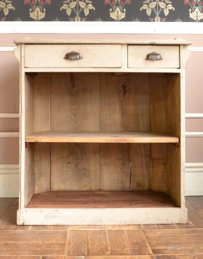 アンティークのキャビネット アンティーク家具 フランスのアンティーク家具、ペイント仕上げの小ぶりなショップカウンター(レジ台)。何を収納しようかな?棚の部分も専門の職人がキレイにお直ししました。(x-792-f)