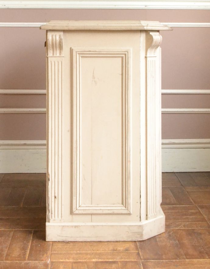 アンティークのキャビネット アンティーク家具 フランスのアンティーク家具、ペイント仕上げの小ぶりなショップカウンター(レジ台)。サイドもキレイに仕上げました。(x-792-f)