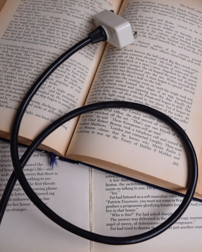 ペンダントライト 照明・ライティング 北欧インテリアにオススメ!ルイスポールセンのヴィンテージエナメルランプ(E26)。引っ掛けタイプです自分でも取り付け出来る引っ掛けシーリング仕様で加工してあります。(x-800-z)