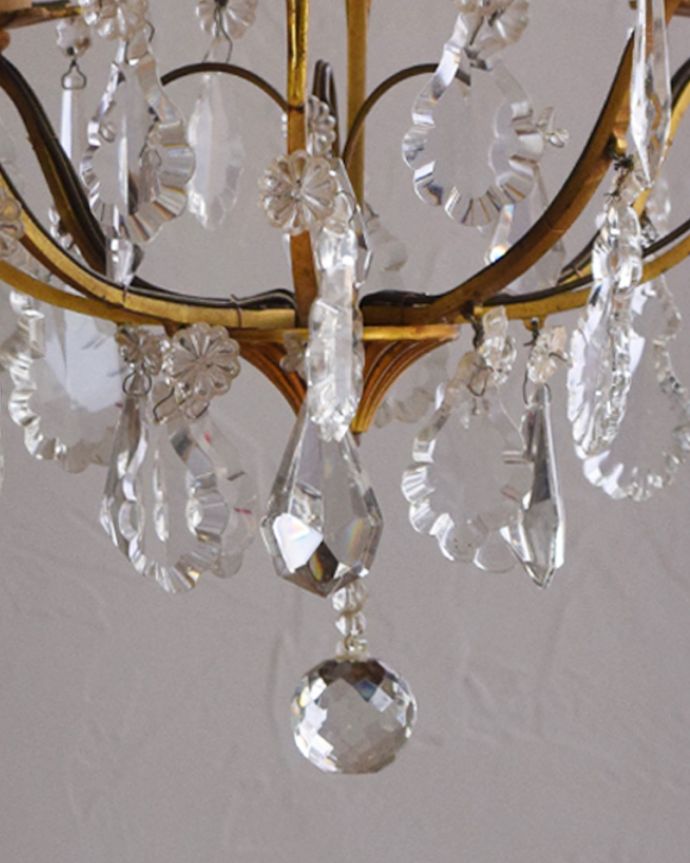 アンティークのシャンデリア