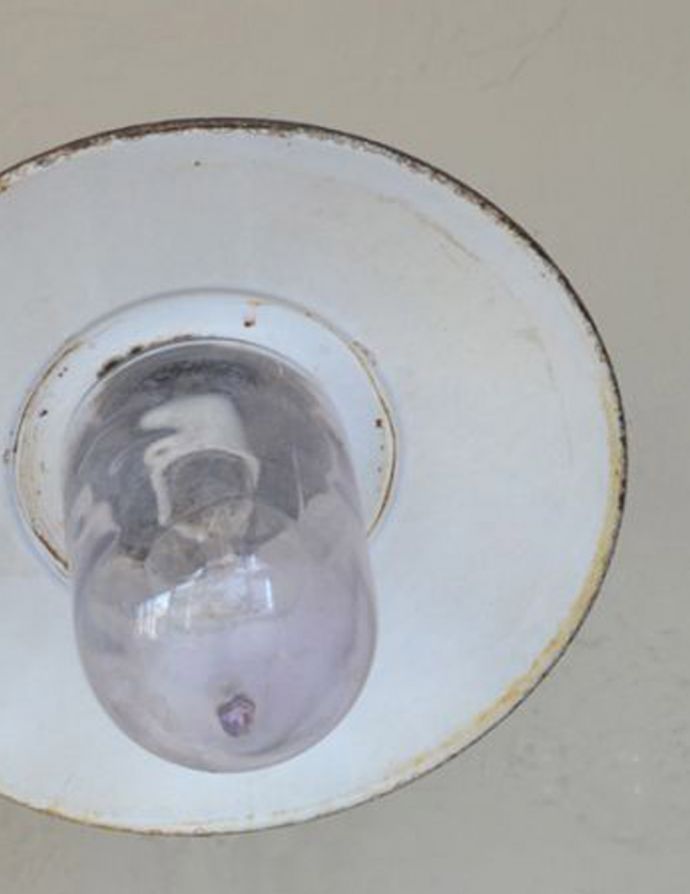 おしゃれな壁付けブラケット