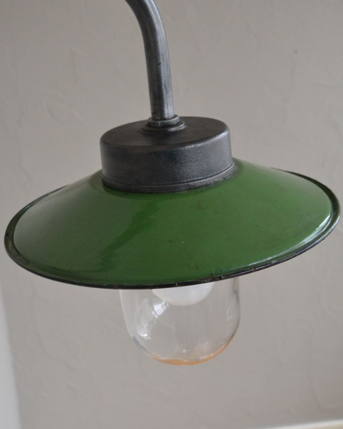 壁付けブラケット　照明・ライティング　フランスのアンティークデッキランプ、ポーチライト(外灯）（E26球付）。。(x-859-z)