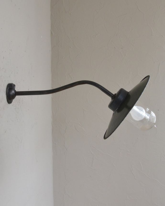 アンティーク外灯の側面