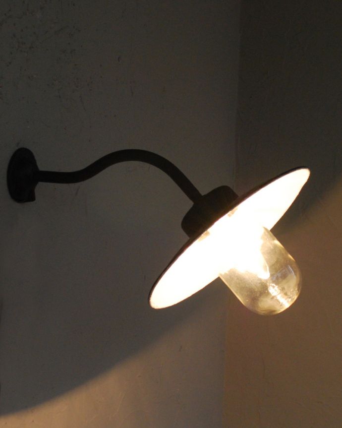 アンティークのおしゃれな外灯