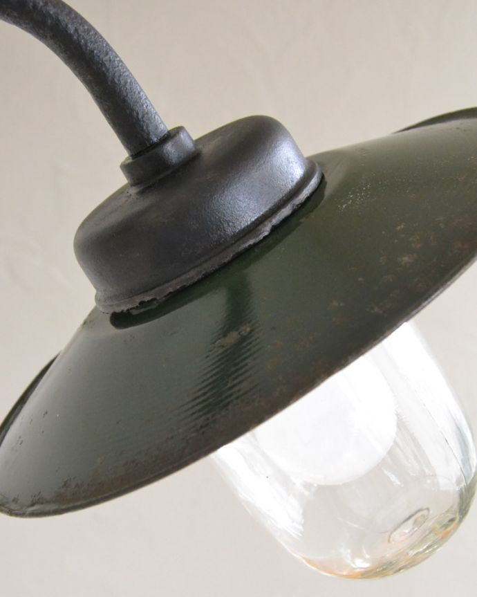 壁付けブラケット　照明・ライティング　フランスのアンティーク照明、デッキランプ (外灯）（E26球付）。。(x-870-z)