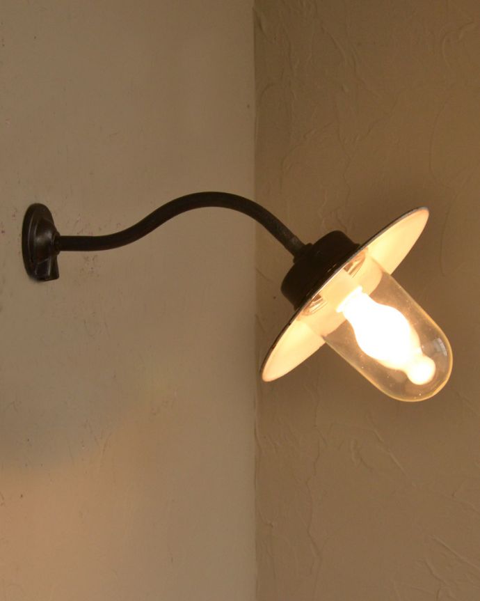 アンティークのおしゃれな外灯