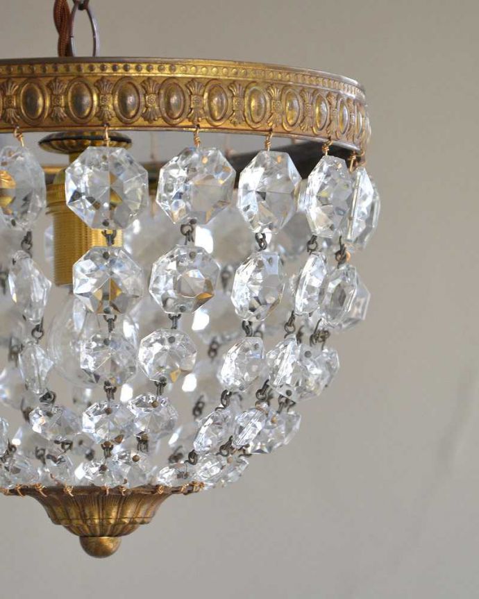 ペンダントライト　照明・ライティング　キラキラ輝く夜を届けてくれるフランスアンティークのプチシャンデリア(E17シャンデリア球付)。。(x-880-z)