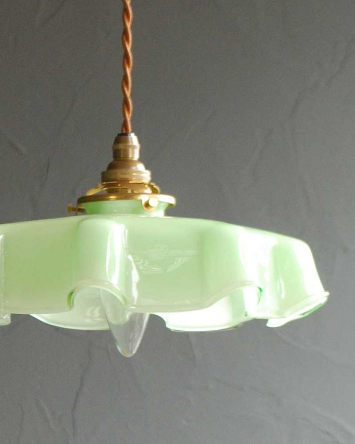 外切子ガラスランプシェード　アンティーク 外切子ガラスランプシェード アンティーク 外切子ガラスランプシェード