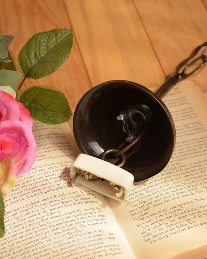 照明・ライティング シャンデリア 引っ掛けタイプです自分でも取り付け出来る引っ掛けシーリング仕様で加工してあります。(x-921-z)