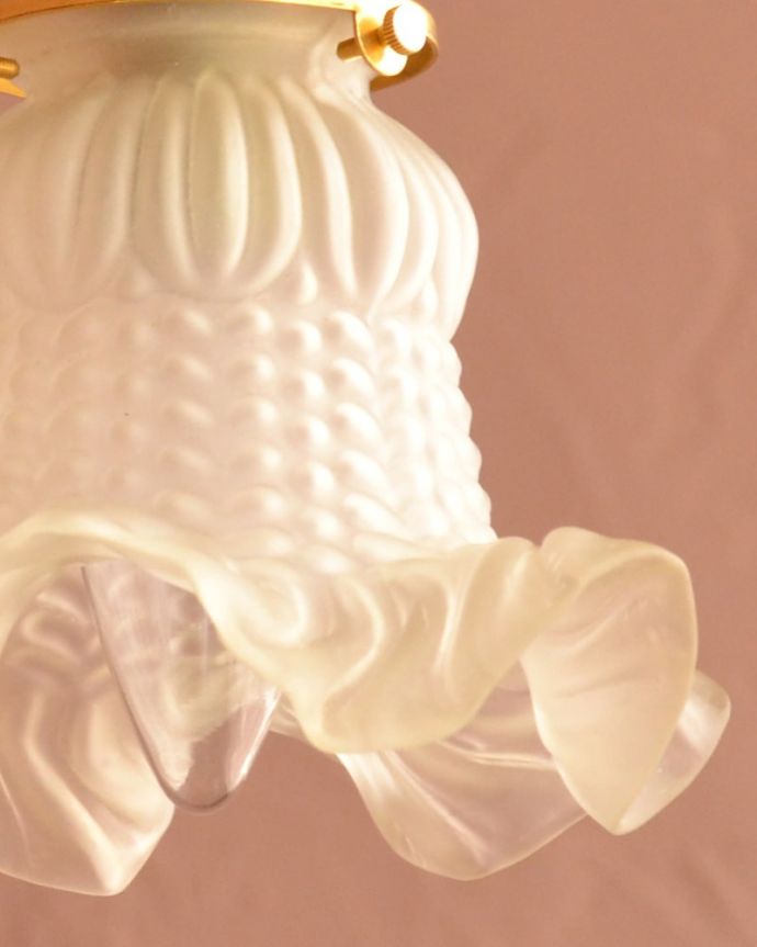 照明・ライティング ランプシェード アンティークらしいデザインこだわりたい方におススメのアンティークのシェード。(x-923-z)