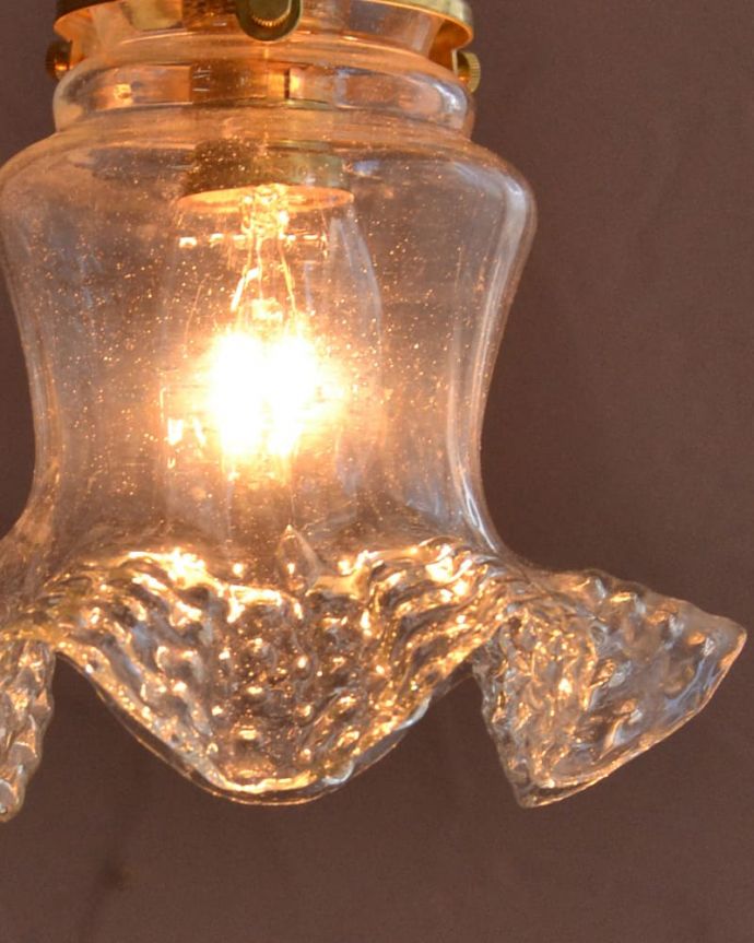 照明・ライティング　ランプシェード　使えるものだけ選んできましたアンティークなのでキズや汚れ、カケなどは必ずありますが、使えると判断したものだけを吟味して選んできました。(x-924-z)