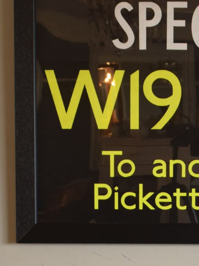 イギリスのビンテージ雑貨、バスサインのおしゃれなアートフレーム