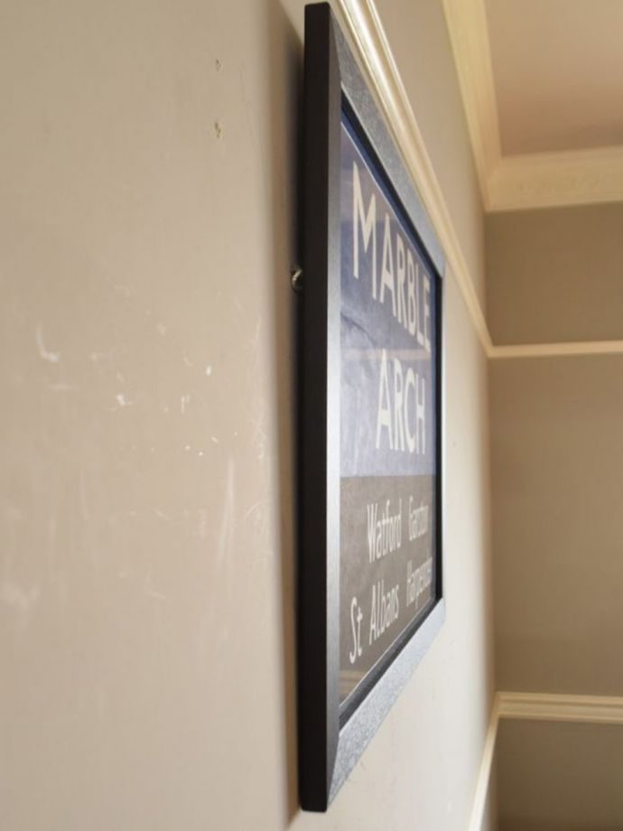 アートフレームの側面