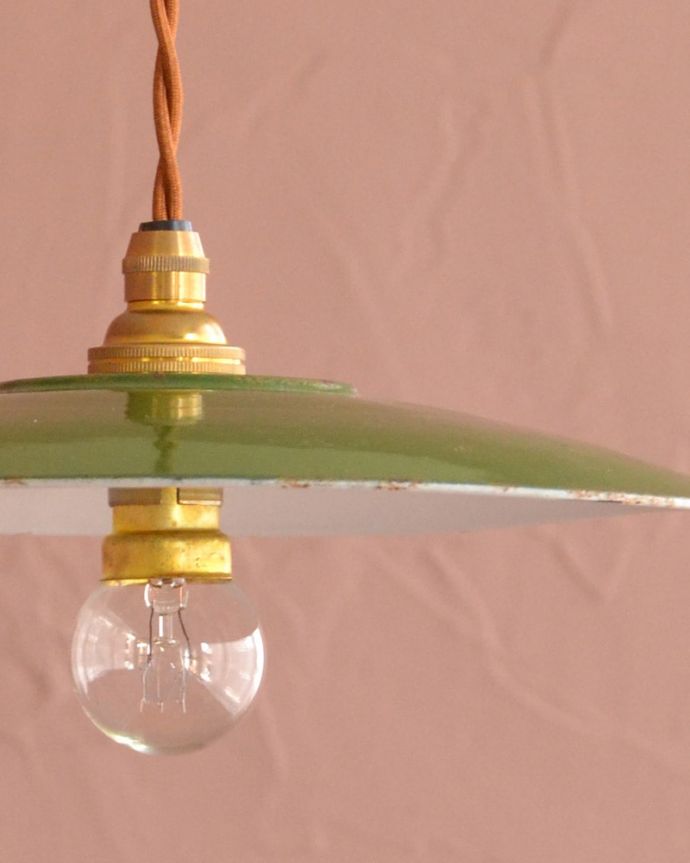 アンティーク琺瑯のシェード