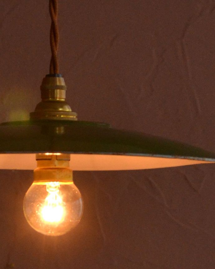 ペンダントライトのシェード