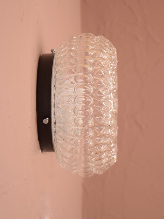 壁付けブラケット 照明・ライティング ウォールランプ 横から見ると・・・壁を彩るシャンデリアは横から見てもステキです。(x-948-z)