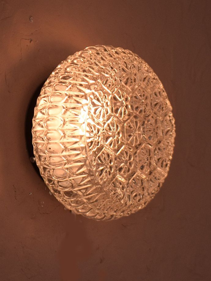 壁付けブラケット 照明・ライティング ウォールランプ 日本仕様で修復しましたHandleの照明はアンティーク専門の職人が時間をかけて、口金も配線も日本仕様の新しいものに修理しているので、新しい日本の照明器具と変わりません。(x-948-z)