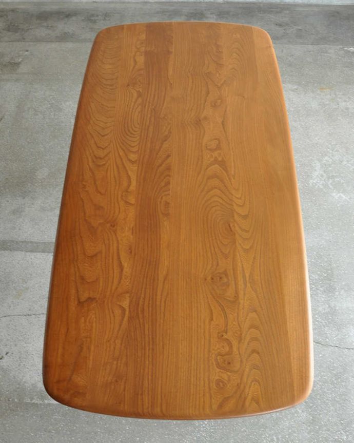 アーコールの家具 アンティーク家具 北欧スタイルの家具、アンティークのアーコール社のダイニングテーブル。天板です。(x-959-f)