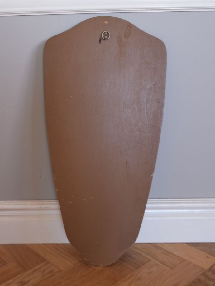 アンティーク ミラー(鏡) アンティーク雑貨 ダニッシュ(Danish) ミラー 裏側を見てみると…修復の際、金具をしっかり取り付けたので安心してお使い下さい。(x-971-z)