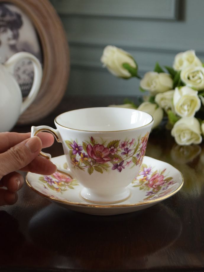 コルクラフのカップ&ソーサー